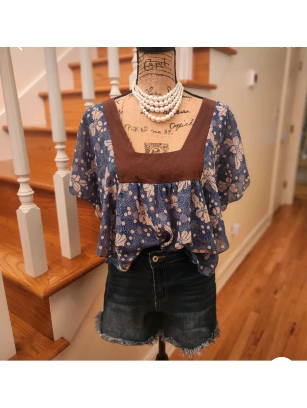 Bohemian cropped Flutter Blouse